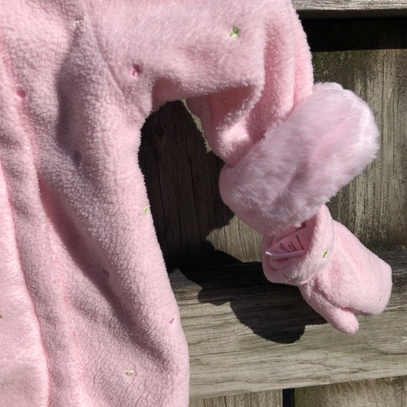 Bebe D Amour Baby Girl Hooded Sherpa Snow Jumpsuit with mitts - Picture 4 of 7